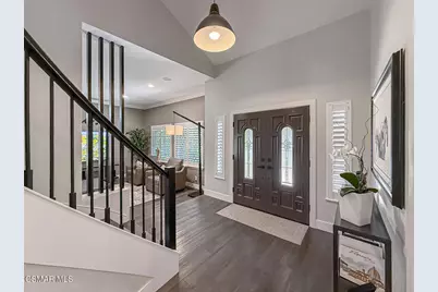687 Stonebrook Street, Simi Valley, CA 93065 - Photo 8