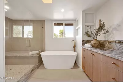 22460 Cairnloch Street, Calabasas, CA 91302 - Photo 18