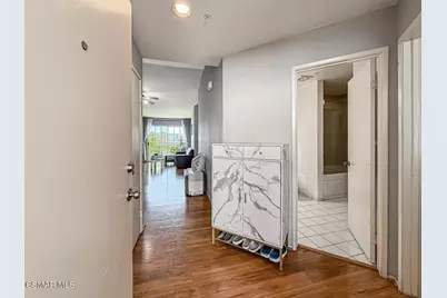 2913 Antonio Drive #304, Camarillo, CA 93010 - Photo 2