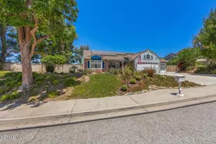 219 Meadow Mist Ct, Simi Valley, CA 93065 - Photo 4