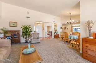 219 Meadow Mist Ct, Simi Valley, CA 93065 - Photo 24
