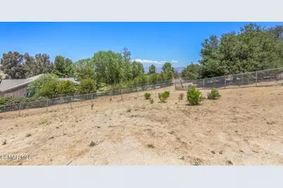 219 Meadow Mist Court, Simi Valley, CA 93065 - Photo 14