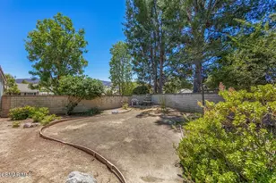 219 Meadow Mist Ct, Simi Valley, CA 93065 - Photo 8
