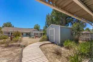 219 Meadow Mist Ct, Simi Valley, CA 93065 - Photo 6