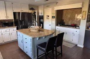 3182 Toulouse Cir, Thousand Oaks, CA 91362 - Photo 4