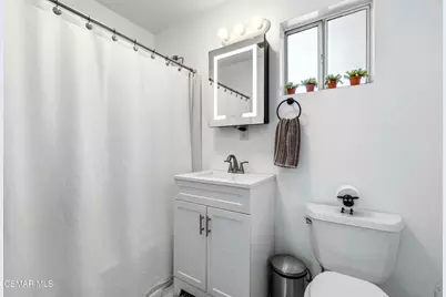 1484 N Rose Street, Burbank, CA 91505 - Photo 36