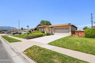 593 Randy Dr, Newbury Park, CA 91320 - Photo 2