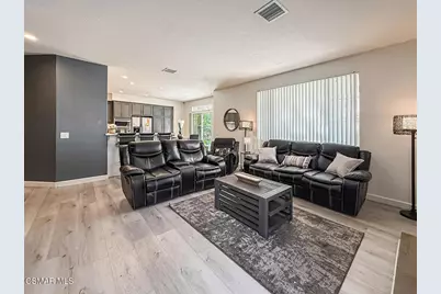 215 Southcrest Place, Simi Valley, CA 93065 - Photo 12