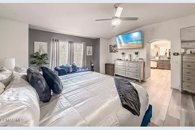 215 Southcrest Place, Simi Valley, CA 93065 - Photo 34