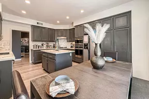 215 Southcrest Pl, Simi Valley, CA 93065 - Photo 14
