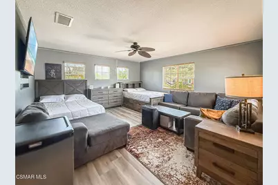 215 Southcrest Place, Simi Valley, CA 93065 - Photo 52
