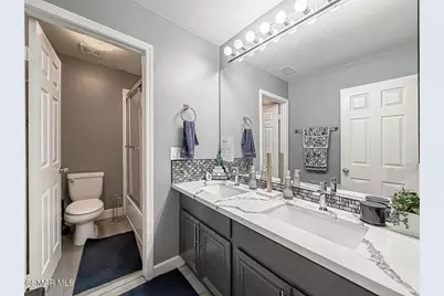 215 Southcrest Place, Simi Valley, CA 93065 - Photo 40