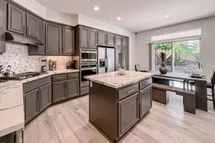 215 Southcrest Pl, Simi Valley, CA 93065 - Photo 20