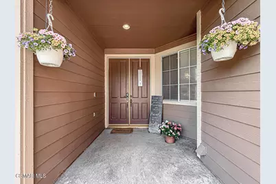 215 Southcrest Place, Simi Valley, CA 93065 - Photo 4