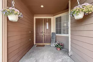215 Southcrest Pl, Simi Valley, CA 93065 - Photo 4