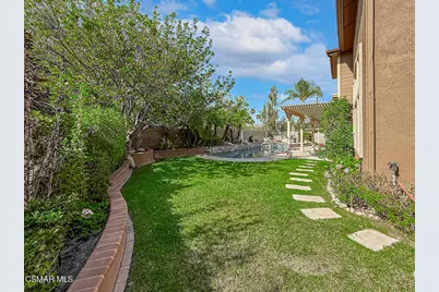 215 Southcrest Place, Simi Valley, CA 93065 - Photo 56