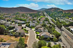 215 Southcrest Pl, Simi Valley, CA 93065 - Photo 68