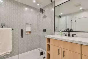 31754 Foxfield Dr, Westlake Village, CA 91361 - Photo 40