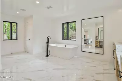 31754 Foxfield Drive, Westlake Village, CA 91361 - Photo 34
