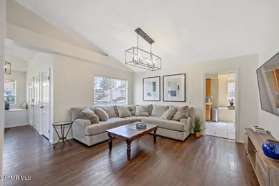 275 Ridgeton Lane #B, Simi Valley, CA 93065 - Photo 8