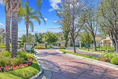 275 Ridgeton Lane #B, Simi Valley, CA 93065 - Photo 38