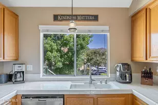 275 Ridgeton Ln, Simi Valley, CA 93065 - Photo 26