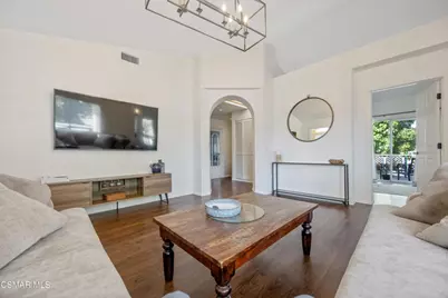275 Ridgeton Lane #B, Simi Valley, CA 93065 - Photo 18