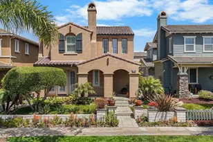 1346 Estuary Way, Oxnard, CA 93035 - Photo 1