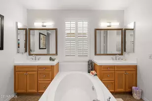1346 Estuary Way, Oxnard, CA 93035 - Photo 32