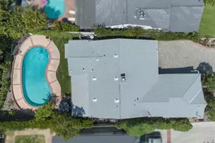 22438 Venido Rd, Woodland Hills, CA 91364 - Photo 24