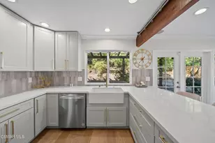 30729 Lakefront Dr, Agoura Hills, CA 91301 - Photo 2