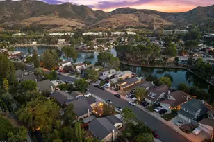 30729 Lakefront Dr, Agoura Hills, CA 91301 - Photo 54