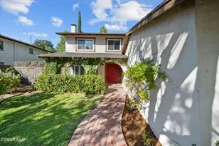 30729 Lakefront Dr, Agoura Hills, CA 91301 - Photo 12