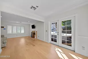 30729 Lakefront Dr, Agoura Hills, CA 91301 - Photo 22