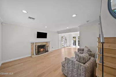30729 Lakefront Drive, Agoura Hills, CA 91301 - Photo 16