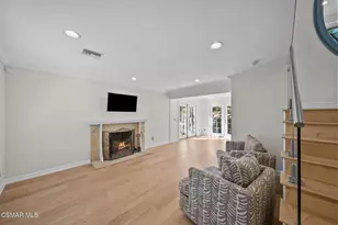 30729 Lakefront Dr, Agoura Hills, CA 91301 - Photo 16