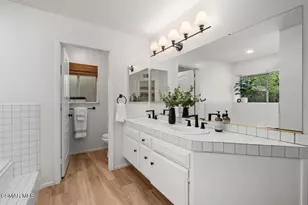 335 Medea Creek Ln, Oak Park, CA 91377 - Photo 34