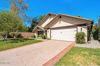 335 Medea Creek Lane, Oak Park, CA 91377 - Photo 4
