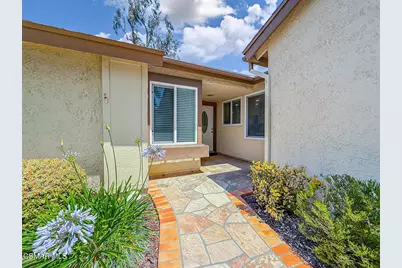 42203 Village 42, Camarillo, CA 93012 - Photo 2