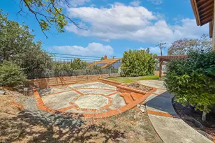1761 Rivendell Cir, Newbury Park, CA 91320 - Photo 54