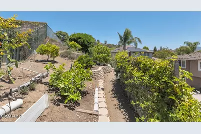 4251 Via Entrada, Newbury Park, CA 91320 - Photo 72
