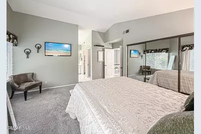 657 Galloping Hill Road, Simi Valley, CA 93065 - Photo 40