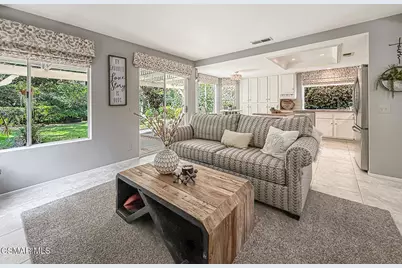 657 Galloping Hill Road, Simi Valley, CA 93065 - Photo 18