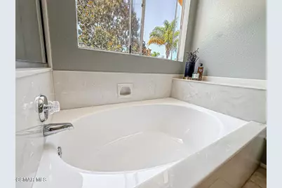 657 Galloping Hill Road, Simi Valley, CA 93065 - Photo 46