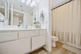 5837 Oak Bend Ln, Oak Park, CA 91377 - Photo 12