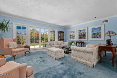 17701 Corinthian Drive, Encino, CA 91316 - Photo 14