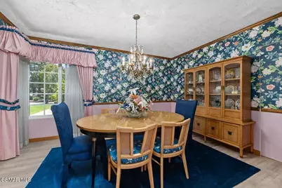 17701 Corinthian Drive, Encino, CA 91316 - Photo 12