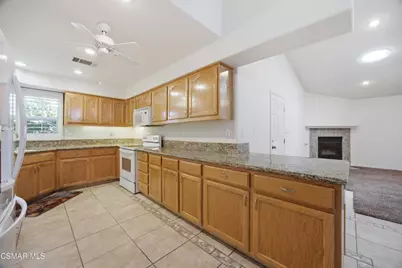 2323 Easthills Drive #30, Bakersfield, CA 93306 - Photo 12