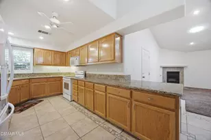 2323 Easthills Dr, Bakersfield, CA 93306 - Photo 12