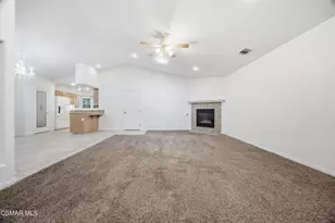 2323 Easthills Dr, Bakersfield, CA 93306 - Photo 8